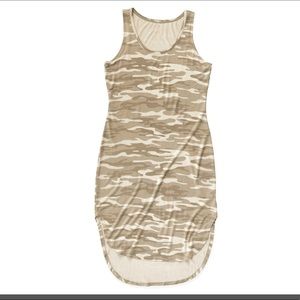 NWT Olive+Oak Camo Dress